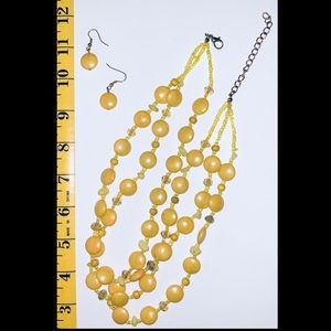 Fashion necklace and earring set